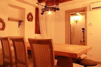Rosso Charm B&B Veneza 3*,