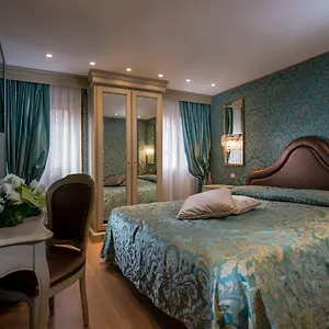 Ca' Marinella 3* Veneza